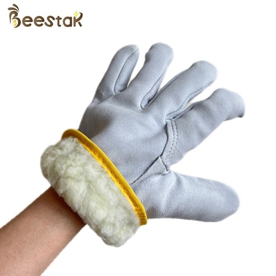 acheter L'apiculture épaisse blanche durable de gants d'abeille de peau de mouton dans les apiculteurs chauds d'hiver fabrication en ligne