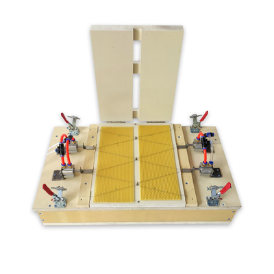 acheter W forment le fil électrique automatique Embedder pour le fil de chauffage de cire sur la feuille de base de cire d'abeille fabrication en ligne