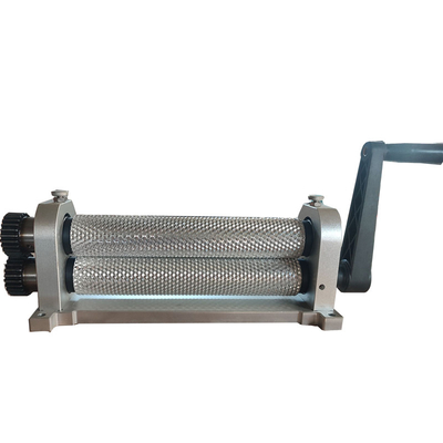 acheter Machine manuelle de fondation de feuille de cire d'abeille avec rouleau en alliage d'aluminium pour fabriquer une feuille de cire d'abeille fabrication en ligne