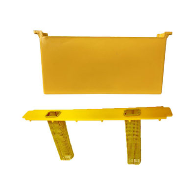 acheter l'apiculture jaune d'accessoires de la ruche 6L soit plastique d'outil de conducteur dans le conducteur d'abeille de ruche fabrication en ligne