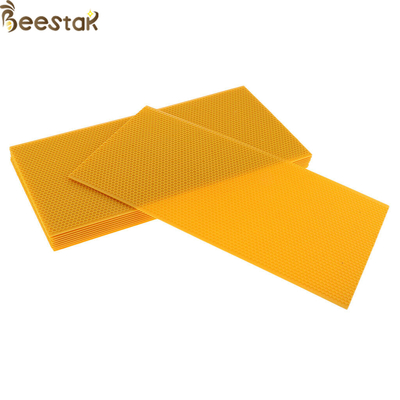 acheter Feuille jaune pure de la meilleure qualité de base de peigne de cire d'abeille de la catégorie comestible 100% de catégorie d'outils de l'apiculture fabrication en ligne